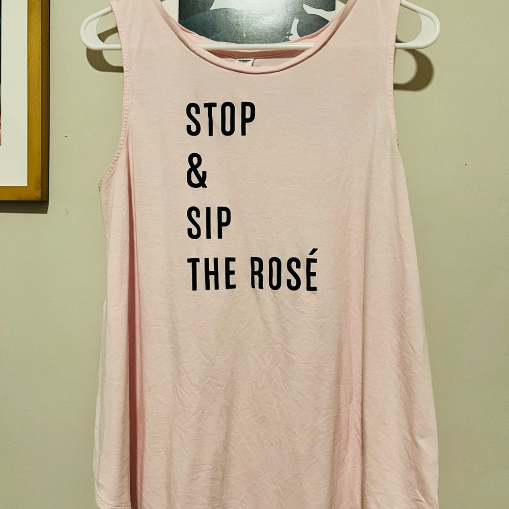 Comfy graphic tank top